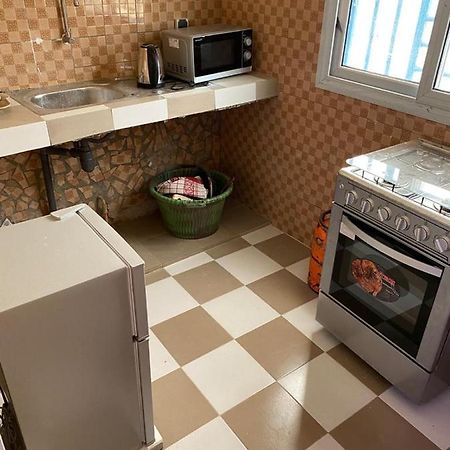 Studio Meuble 1 A Ouakam Comico Dakar Luaran gambar
