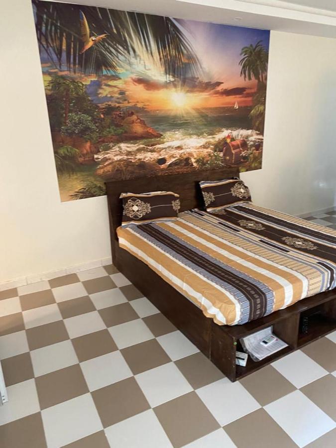 Studio Meuble 1 A Ouakam Comico Dakar Luaran gambar